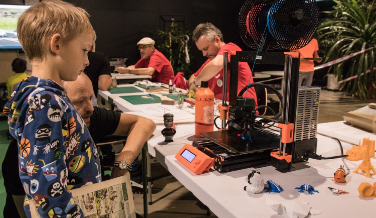 VIDA_Bastlfest_festival_kutilstv_m