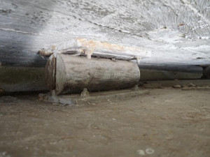 Silničáři na několik měsíců zavřeli most přes řeku Moravu u slovenských hranic. Hrozí, že se zřítí