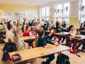 Vedení Brna plánuje přístavbu ZŠ v Brně-jih a novou školku v Kníničkách
