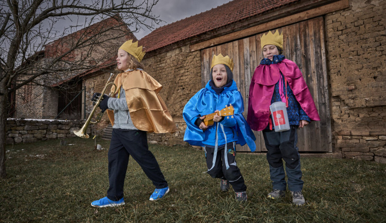 Lidé v brněnské diecézi věnovali třem králům 42 milionů korun. Peníze pomohou potřebným 