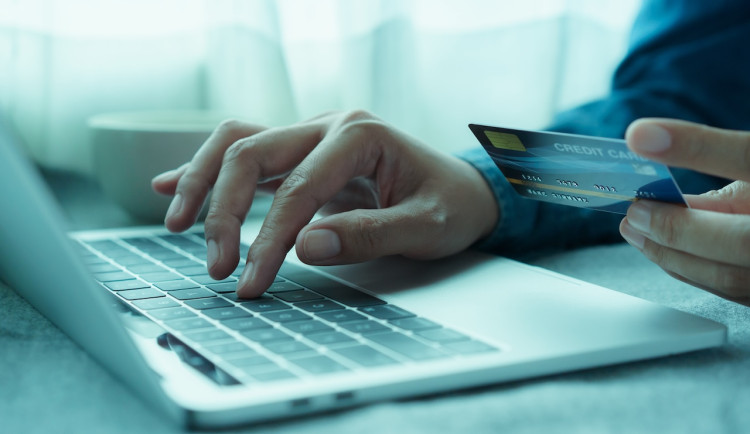 Rychlá půjčka na účet je pomocnou rukou pro každý den