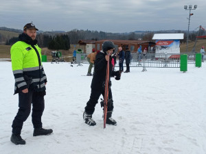 Dětem na jihu Moravy začaly jarní prázdniny. Policisté vyrazili na kontroly do lyžařských areálů