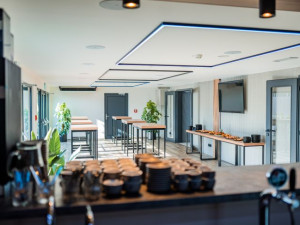 Nový konferenční sál pod Pálavou je ideální pro teambuilding nebo workshopy