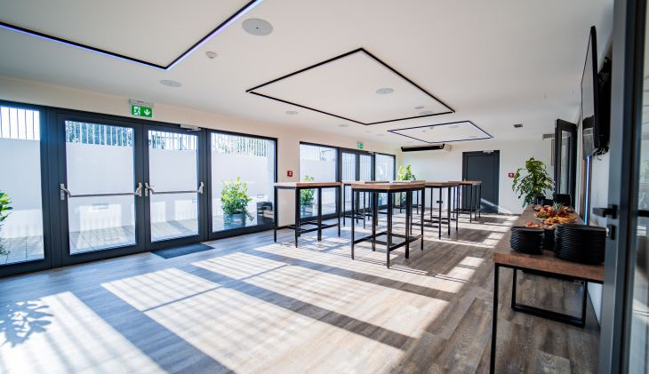 Nový konferenční sál pod Pálavou je ideální pro teambuilding nebo workshopy