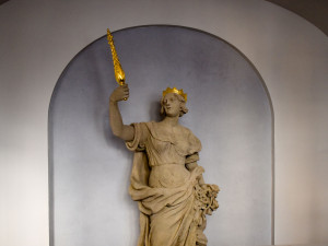 Sochu alegorie Evropy na Zelňáku nahradí replika. Originál zamířil do budovy radnice