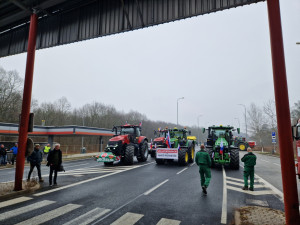Na přechodu v Hodoníně protestovali zemědělci z Česka, Slovenska, Maďarska i Rakouska
