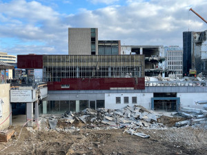 FOTOGALERIE: Bývalý brněnský Prior mizí před očima. Podívejte se, jak postoupila demolice