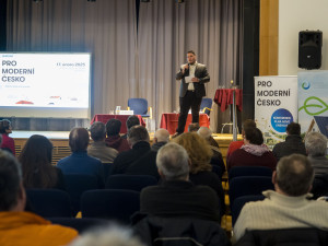 Změny v Nové zelené úsporám i výhody sdílení energií představil ministr Hladík a hosté na debatě plné energie v Boskovicích