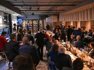 Nechceme pořádat demonstrace, chceme jen přesvědčit nepřesvědčené, říká zakladatel iniciativy podporující Petra Fialu