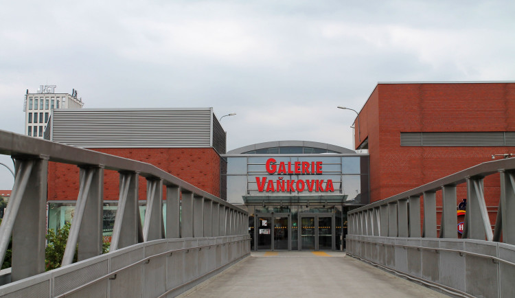 Brněnská Vaňkovka má bohatou historii. Ze slavné továrny se proměnila v oblíbený obchoďák