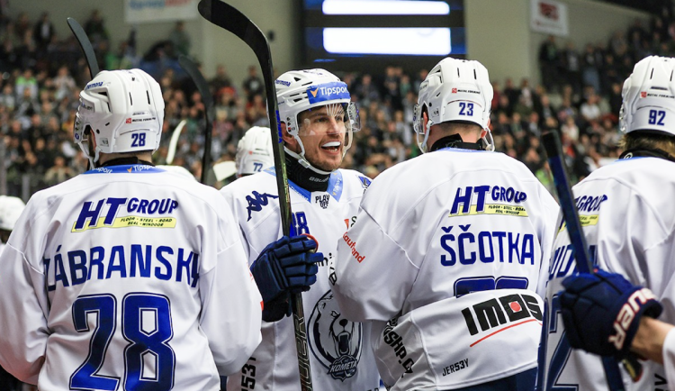 Kometa postoupila do dalšího kola play off. V semifinále vyzve Spartu