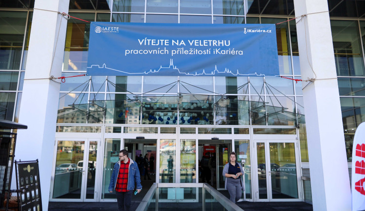 Veletrh iKariéra je šancí pro studenty, jak najít svůj první vrchol kariéry
