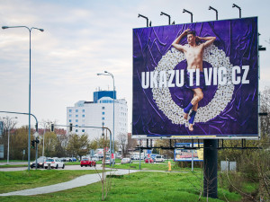 Martin Hranáč šokuje Brno polonahými fotkami. Podívejte se, co ukázal