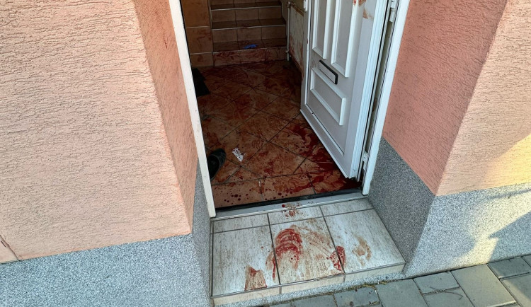 Tři cizinci se do krve porvali v Brně, všichni skončili v nemocnici