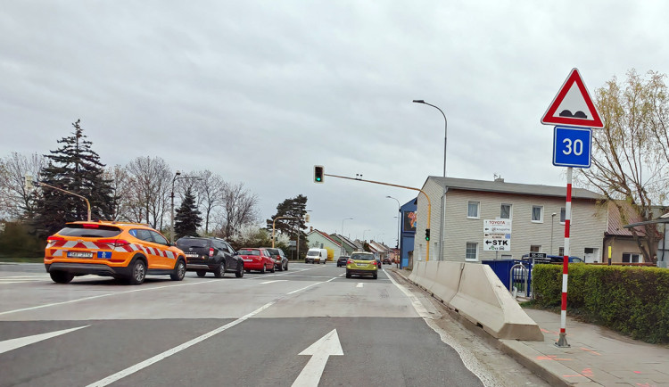 Opravy mostů v Olomouci a Hranicích přiškrtí dopravu. Byly ve špatném stavu