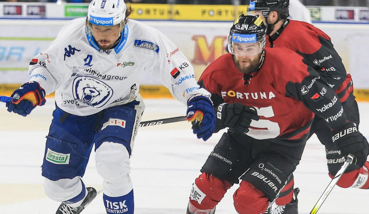 Brno vyhrálo sedmé semifinále na ledě Sparty 3:1. V boji o titul vyzve Pardubice