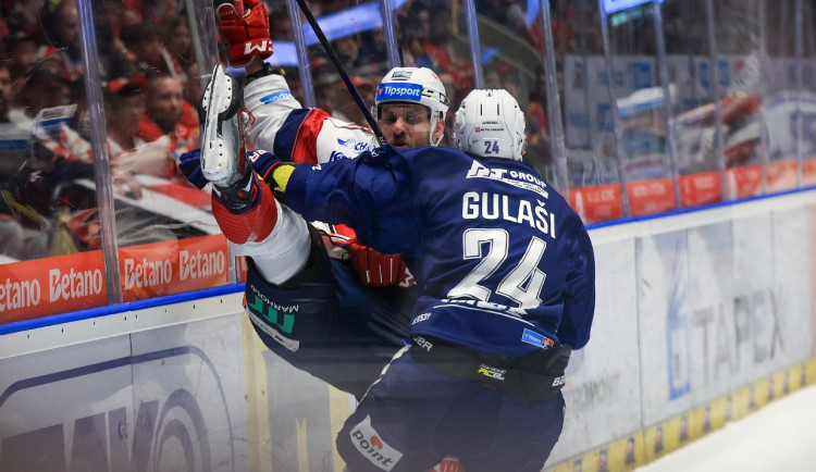 Hokejisté Pardubic zdolali Kometu 2:1 a vyrovnali ve finále na 1:1