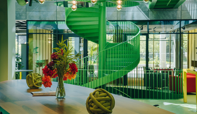 Coworking na Vlněně roste. Clubco přidává podcastové studio, eventový prostor i relax zónu