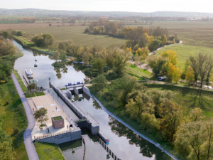 Nová plavební komora na Baťově kanále je skoro hotová, první loď vyrazí na podzim