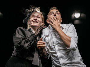 Rebelky, Biostory, nebo Židle? Divadlo Bolka Polívky zve do Bílého domu