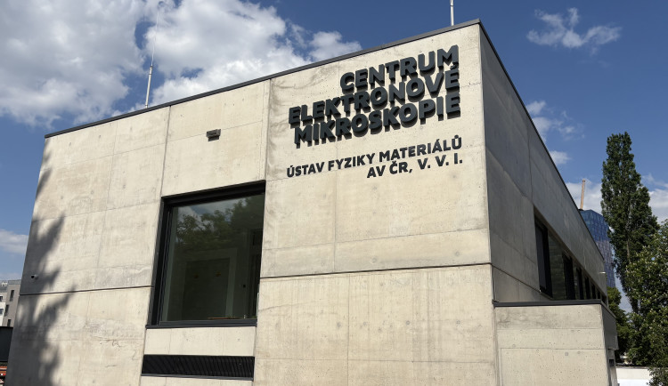 Brno má nové Centrum elektronové mikroskopie,