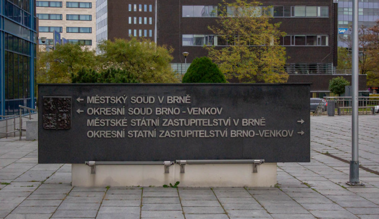 Zveřejnil korespondenci expremiérů,