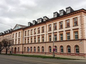 Muž z Břeclavi novorozeným dvojčatům způsobil 43 zlomenin. Stráví pět let za mřížemi
