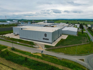 Společnost SIGNUM otevřela novou žárovou zinkovnu v Hustopečích