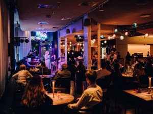 Jazzmin Bar & Dining spojuje špičkovou kuchyni, živý jazz i koktejly s charakterem