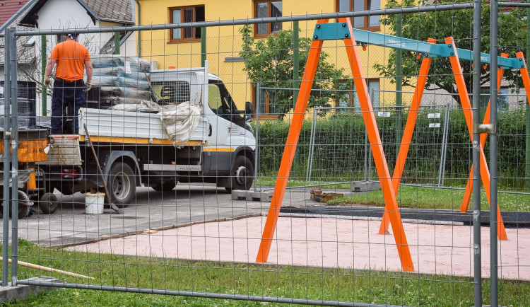 Hradec dokončuje projekty participativního rozpočtu. Nové cesty i herní prvky