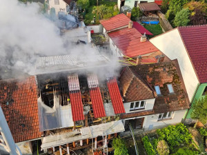 V Černé Hoře na Blanensku shořel rodinný dům, nikdo nepřišel k úhoně