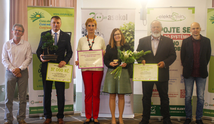 Výsledky soutěže O čistou obec 2024: Orlické Záhoří, Vernéřovice a Hořice vítězi