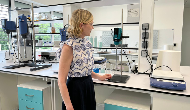 Krémy i make-up z Brna míří do světa. Výrobce čeká rozšíření, zaškolí i studenty