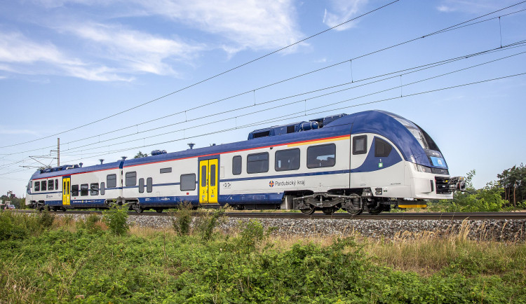 V hradeckém kraji se mění jízdní řády. Vlaky začnou jezdit v letním režimu