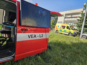 FOTO: Škoda na bytovém domě v Brně-Chrlicích je 120 milionů, hasilo se šest hodin