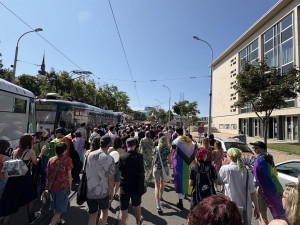 Brnem prošel duhový průvod. Protestující upozornili na útlak queer komunity