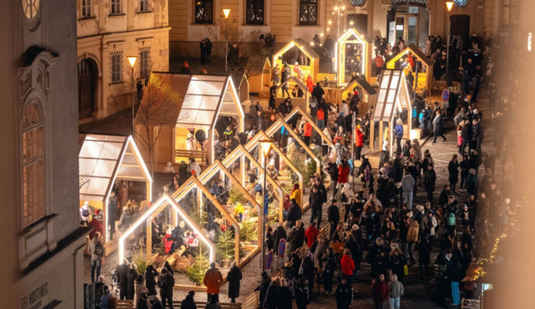 Brněnské vánoční trhy lámou rekordy, stánky se vydražily za 31 milionů