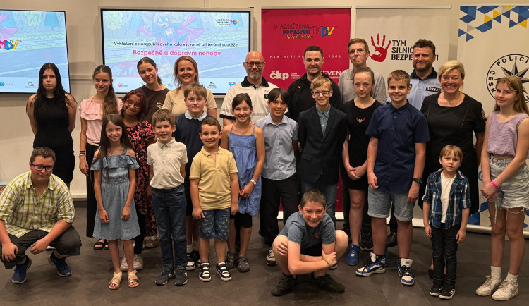 Děti z celé republiky vědí, jak se chovat bezpečně u dopravní nehody