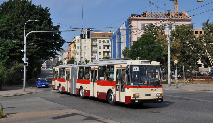 V Brně budou na trolejbusové lince 32 jezdit od soboty retrovozy