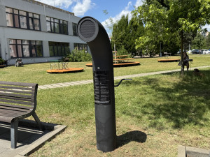 Brněnské Kohoutovice mají stroj na poezii. Zahraje hodové písně i příběh o pařezu