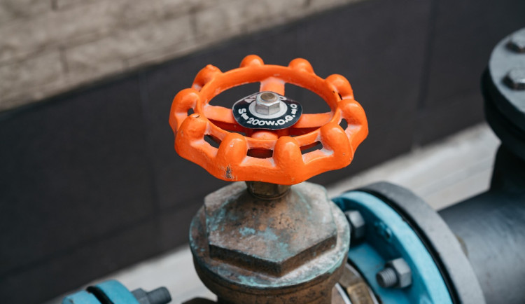 Sněmovna schválila zákon urychlující výstavbu plynových elektráren