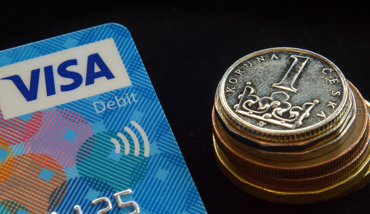 ČBA vydává doporučení pro bezpečné a výhodné placení na dovolené