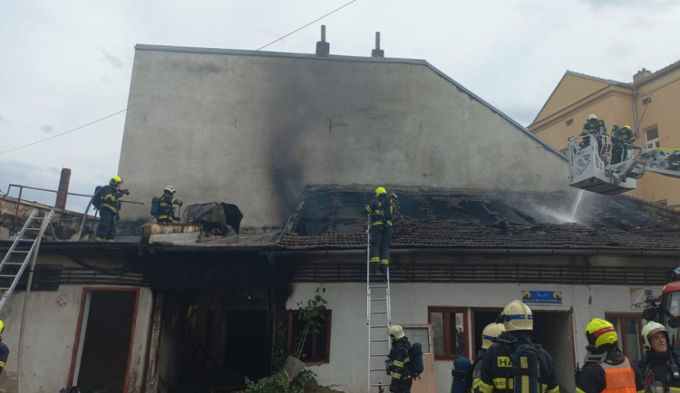 Brno dá zbourat budovy na Rumišti, kde před dvěma lety muž úmyslně založil požár
