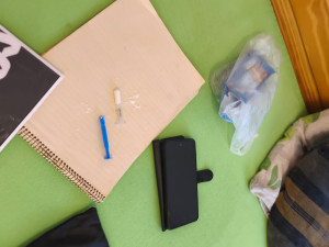 Roztržka kumpánů pomohla odhalit výrobce pervitinu, vyrobili čtyři sta gramů za rok