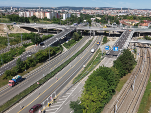 Most Otakara Ševčíka v Brně je po více než dvou letech znovu plně průjezdný