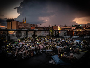 Léto bude na střeše Vaňkovky opět ve znamení tance, zábavy i kultury