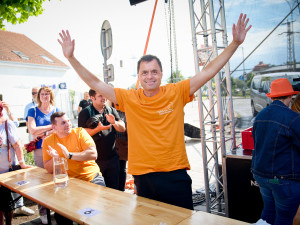 Maxijedlík opět úřadoval. V Židlochovicích spořádal přes dvě kila ovocných knedlíků