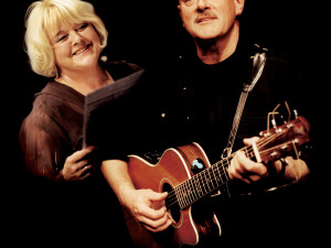 Letní scéna Divadla Bolka Polívky na Kraví hoře vstupuje do druhé poloviny