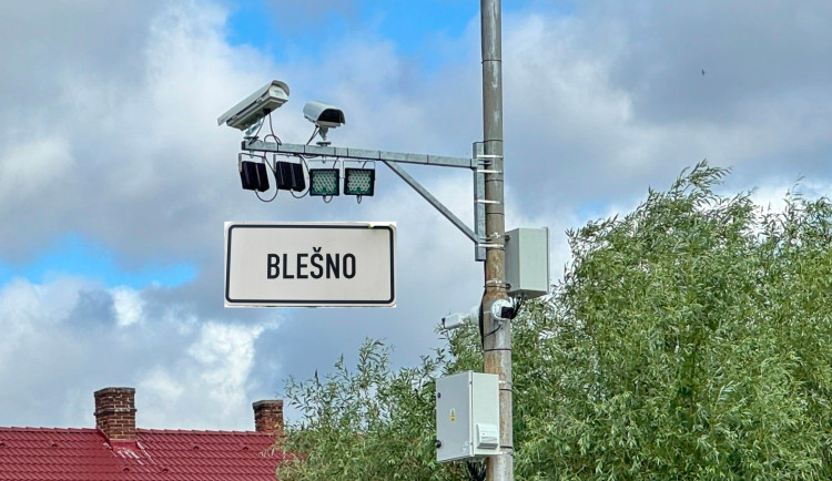 Ode dneška měří nový radar v Blešně na Hradecku. Začnou padat pokuty