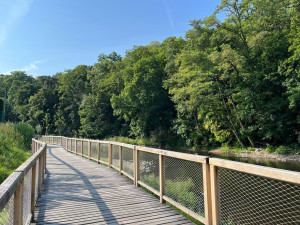 VIDEO: Od Riviéry po Rullerovo nábřeží. Prošli jsme novou náplavku v Brně